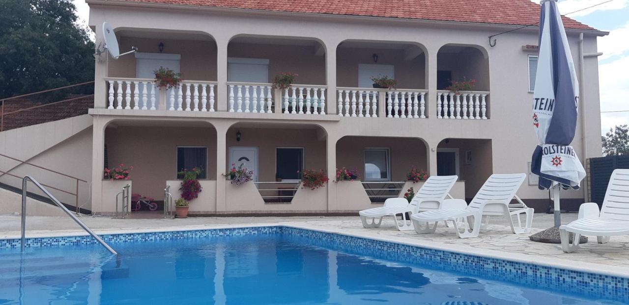 Galovac  Apartment Elena מראה חיצוני תמונה