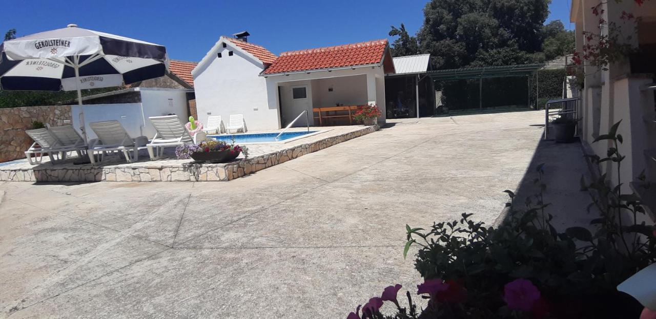 Galovac  Apartment Elena מראה חיצוני תמונה